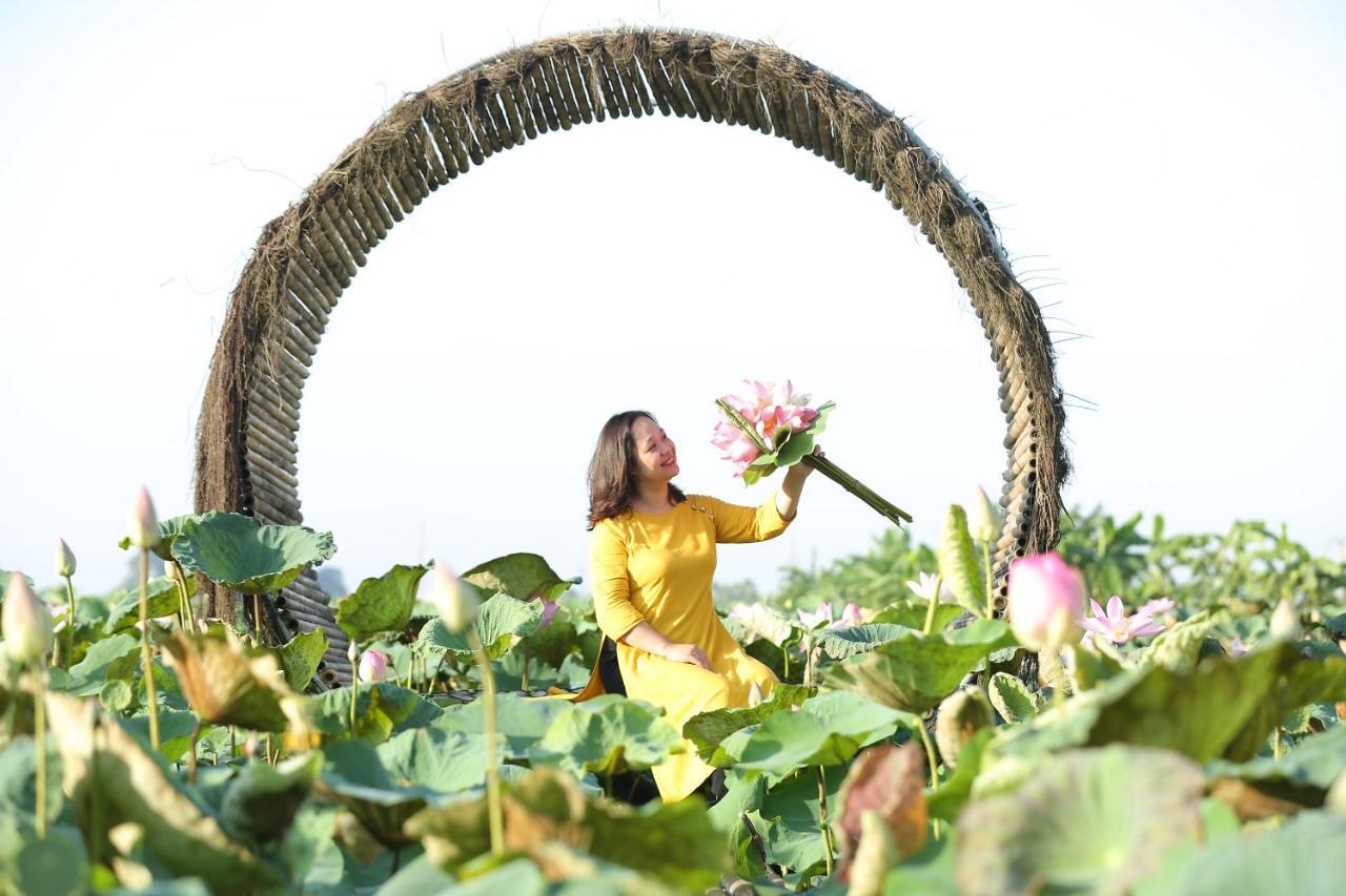 Lotus Hotel Ninh Binh Buitenkant foto