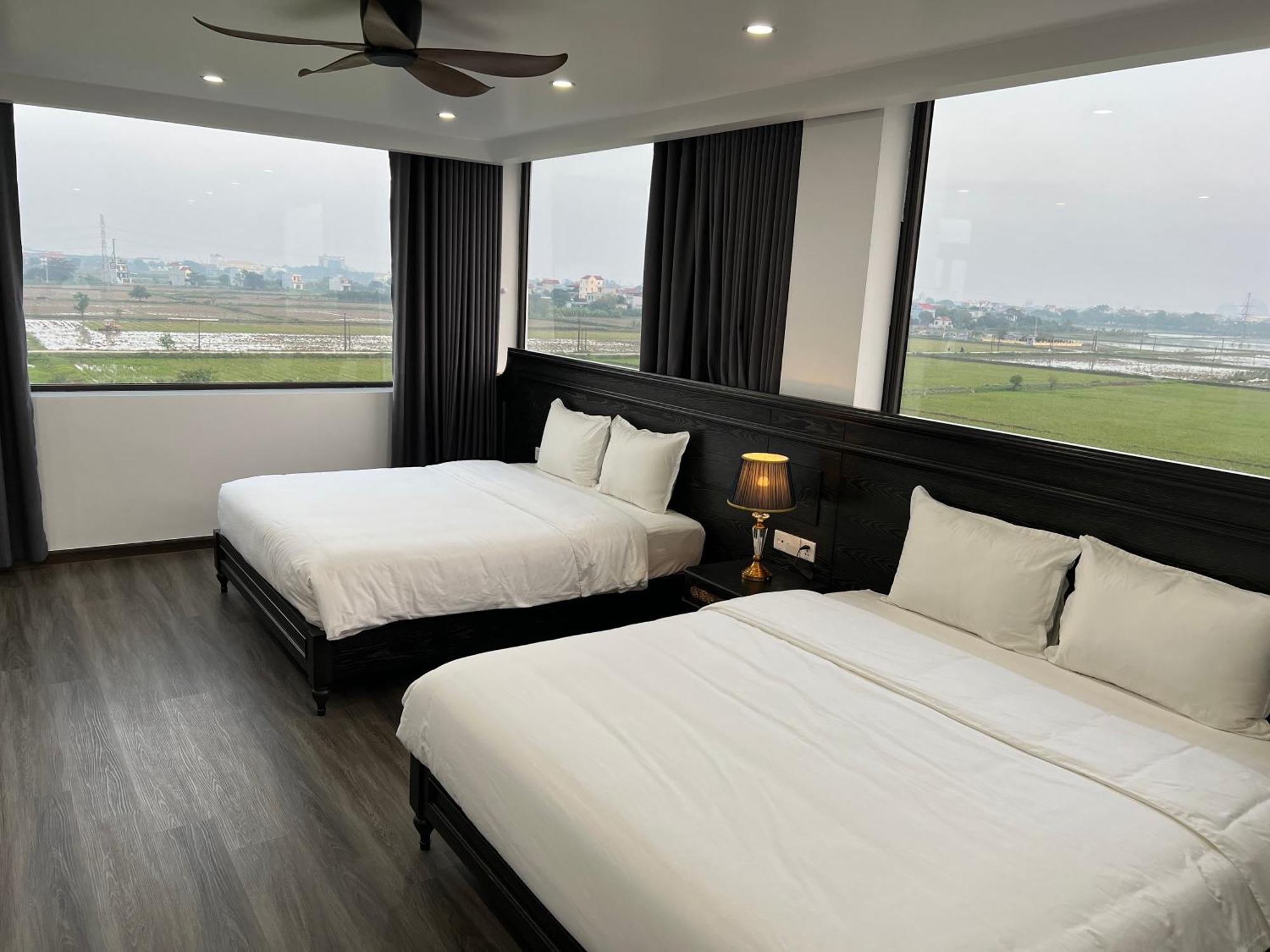 Lotus Hotel Ninh Binh Buitenkant foto