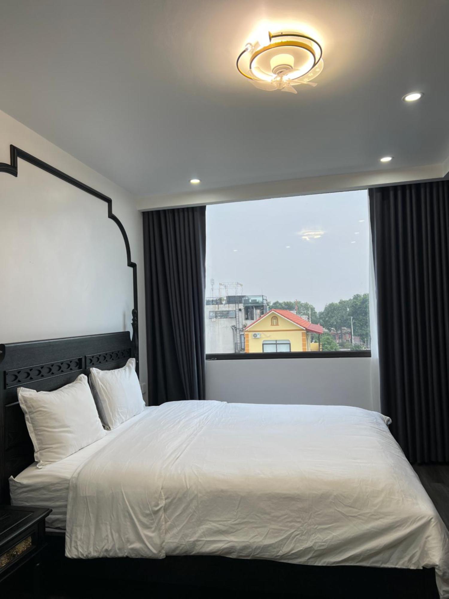 Lotus Hotel Ninh Binh Buitenkant foto