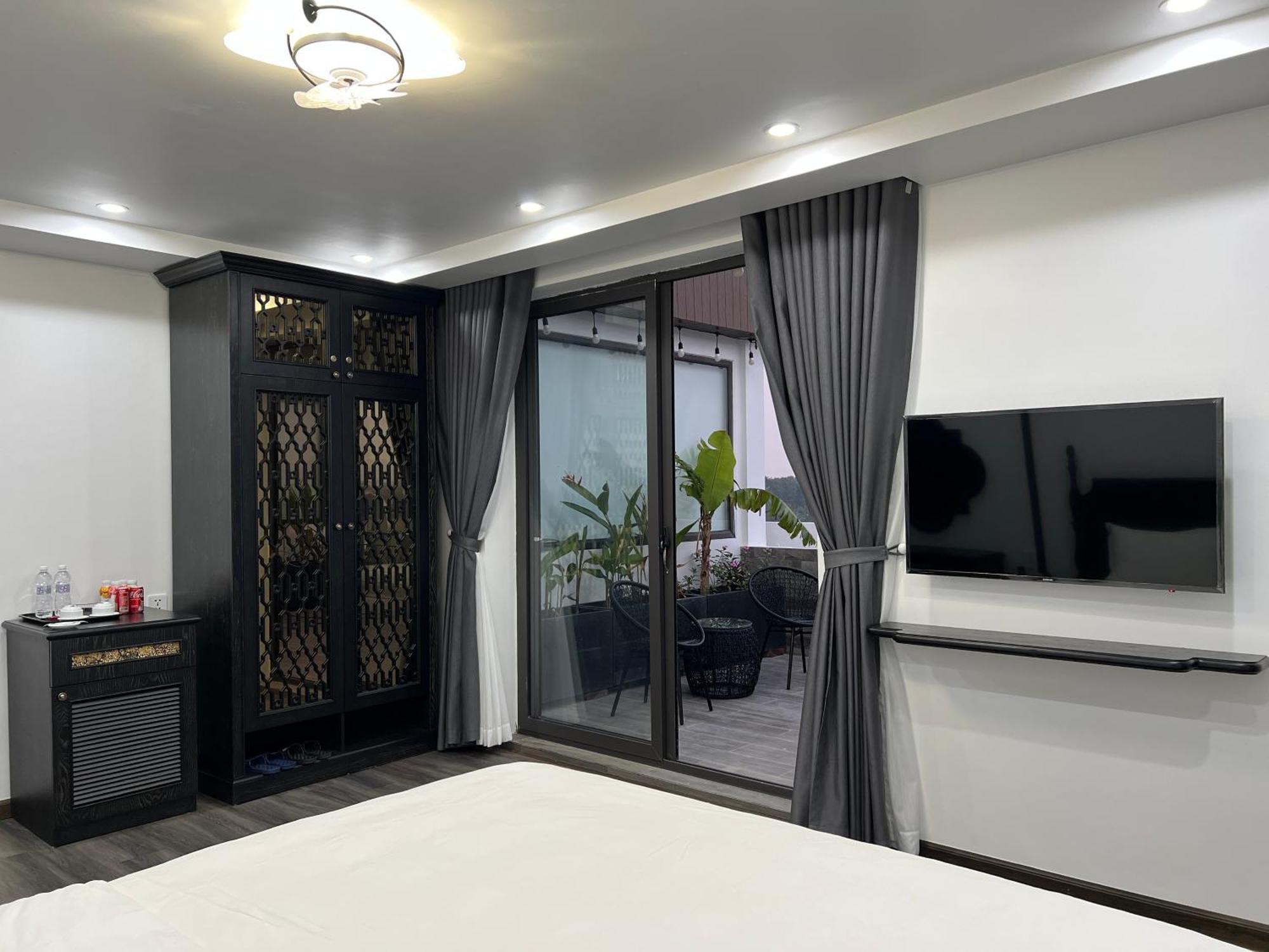 Lotus Hotel Ninh Binh Buitenkant foto
