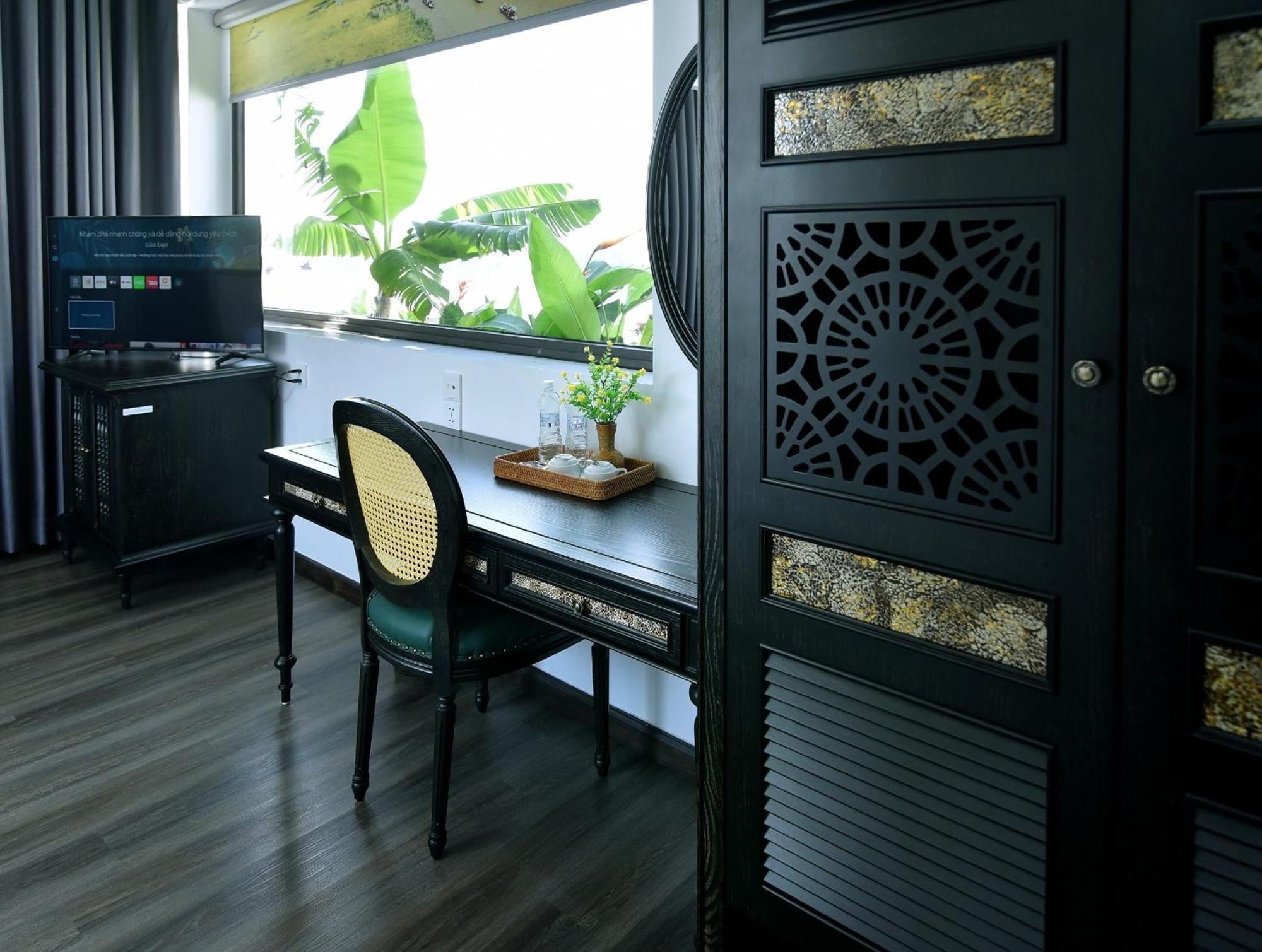 Lotus Hotel Ninh Binh Buitenkant foto