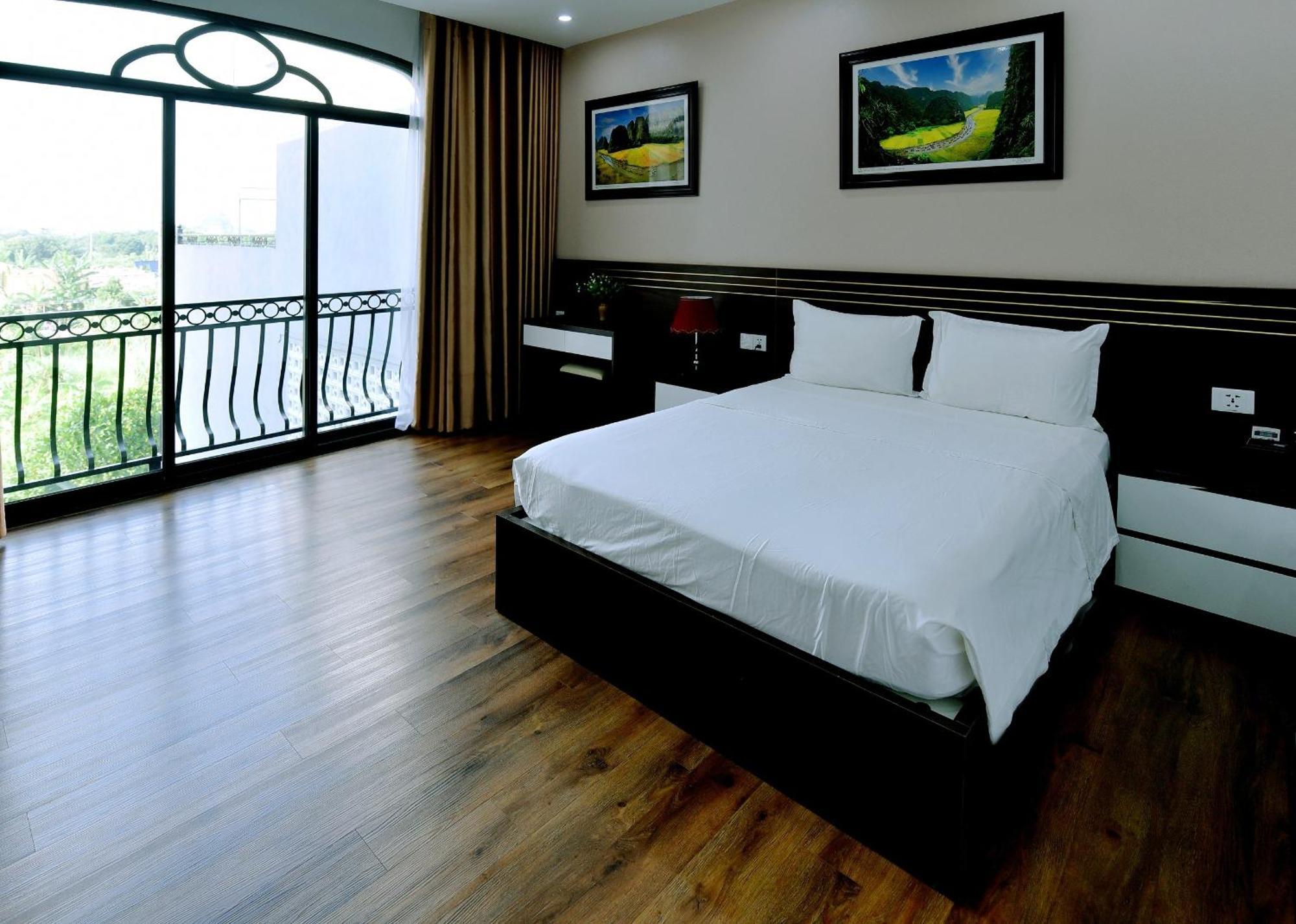 Lotus Hotel Ninh Binh Buitenkant foto