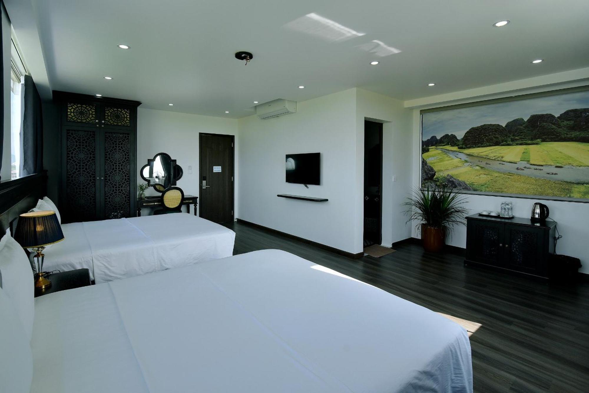 Lotus Hotel Ninh Binh Buitenkant foto